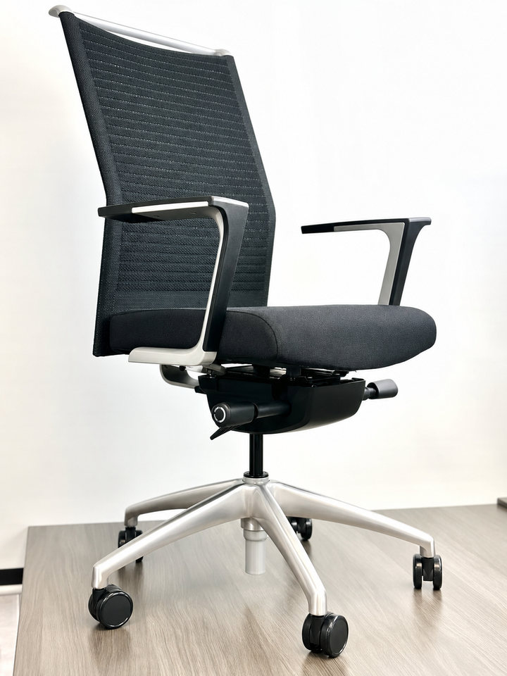 SitOnIt Seating - Sona - Pre-Owned - Like New Condition