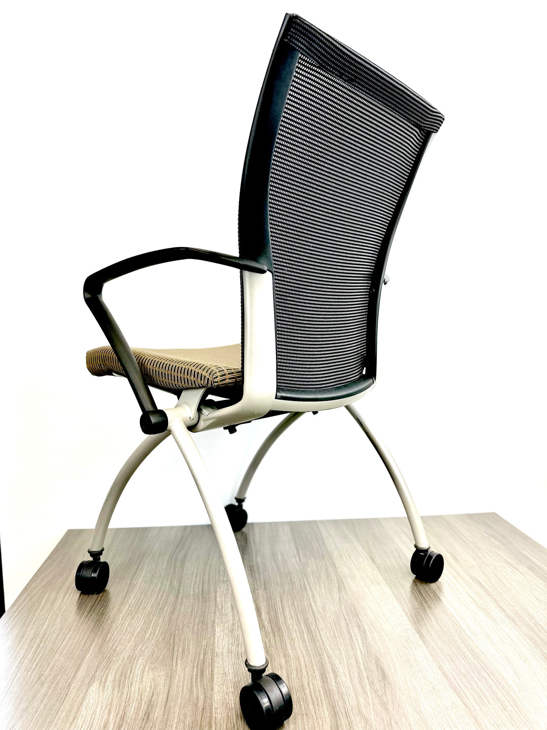 Haworth X99 Conference Chair - Tan/Black/Tungsten