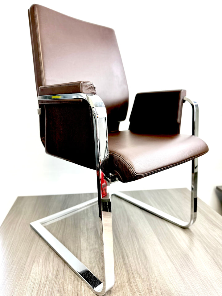 Interstuhl Axos Executive Office Chair Set - Comes w/ Two Matching Guest Chairs