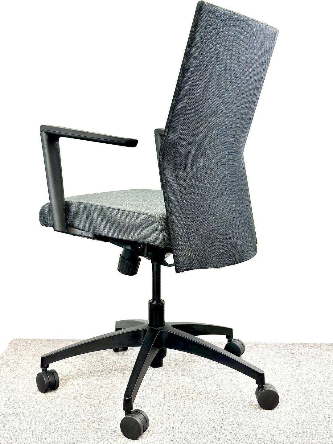 SitOnIt Seating Sona Chair - Brand New in the Box