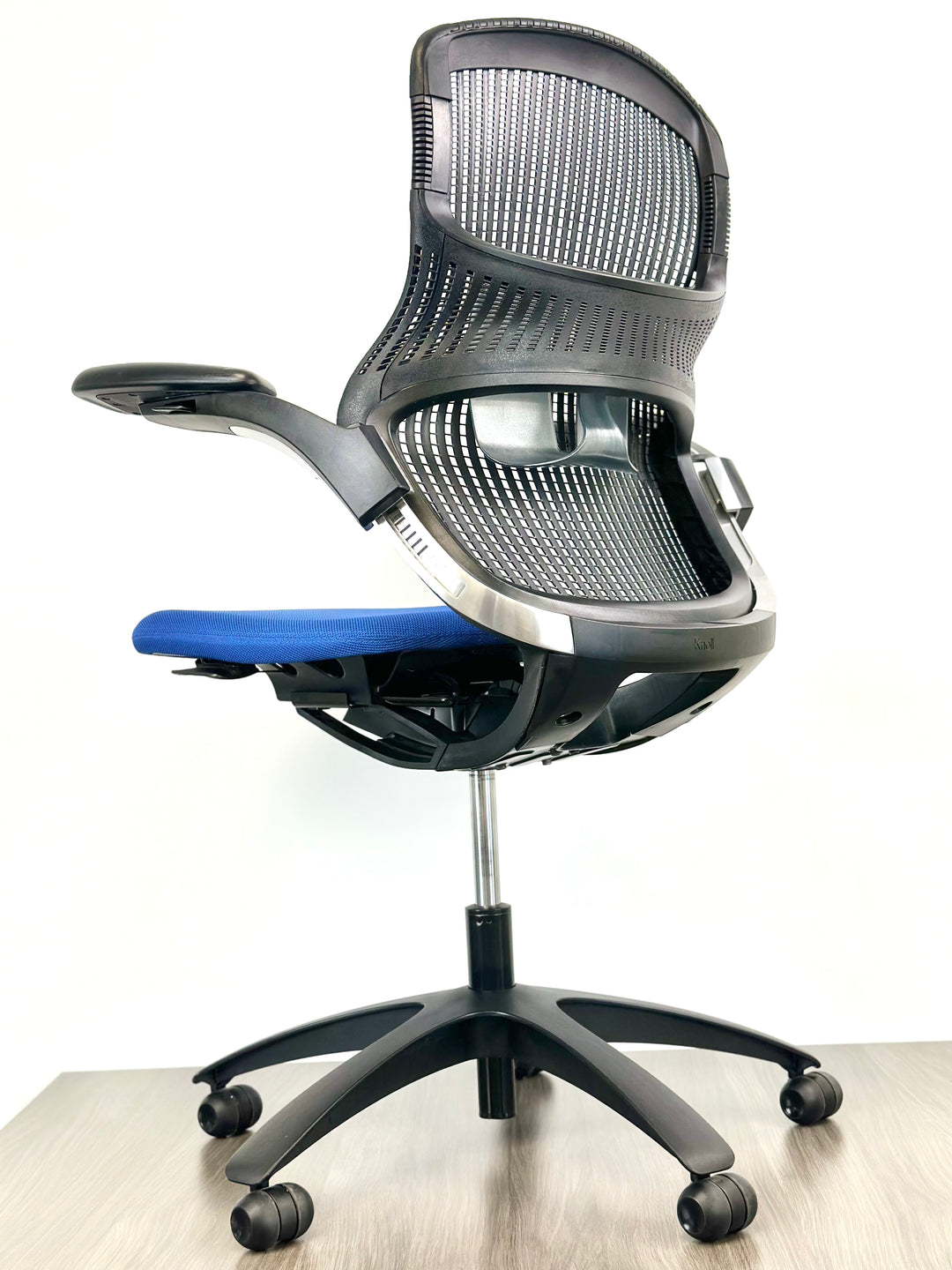 Knoll - Generation - Fully Featured - Brand New