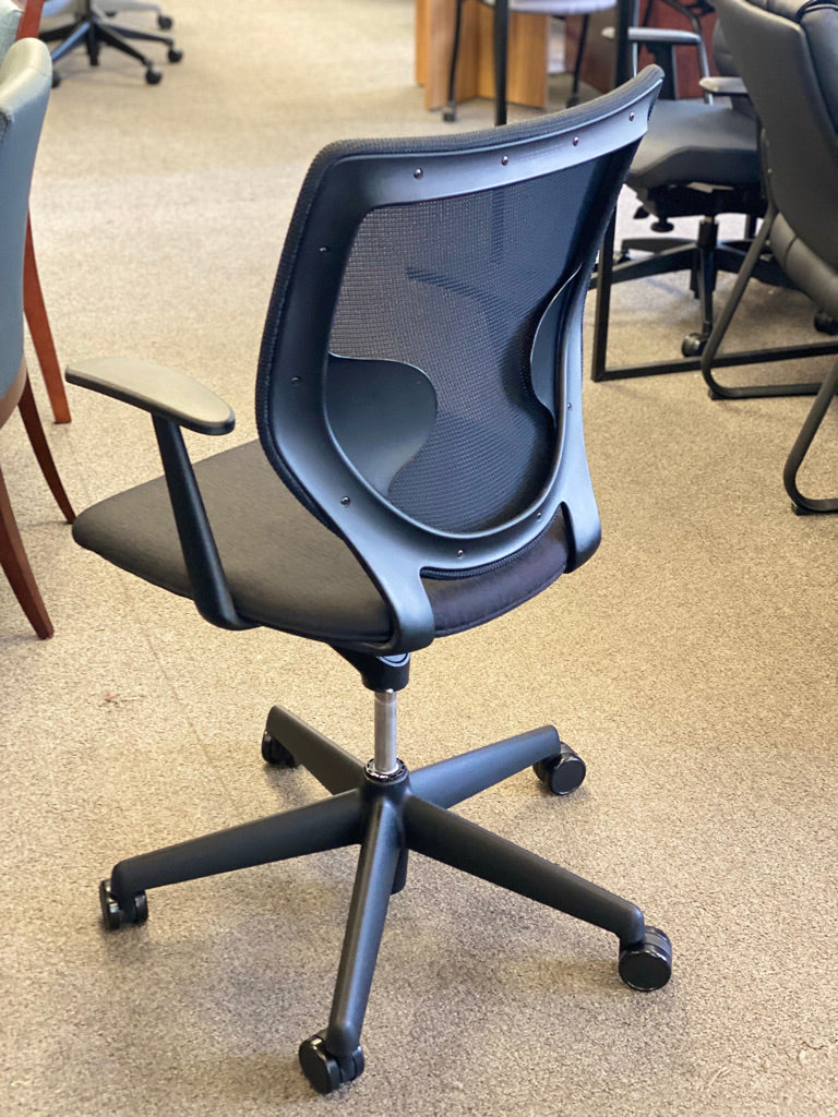 Keilhauer Simple Chair - Black on Black - Fully Featured - Pre-Owned