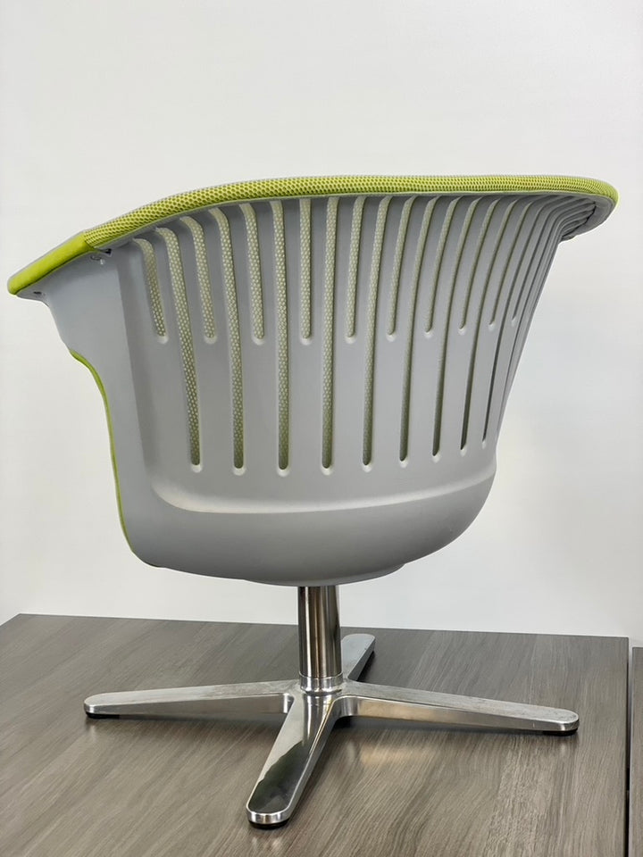 Steelcase i2i Swivel Collaborative Chair