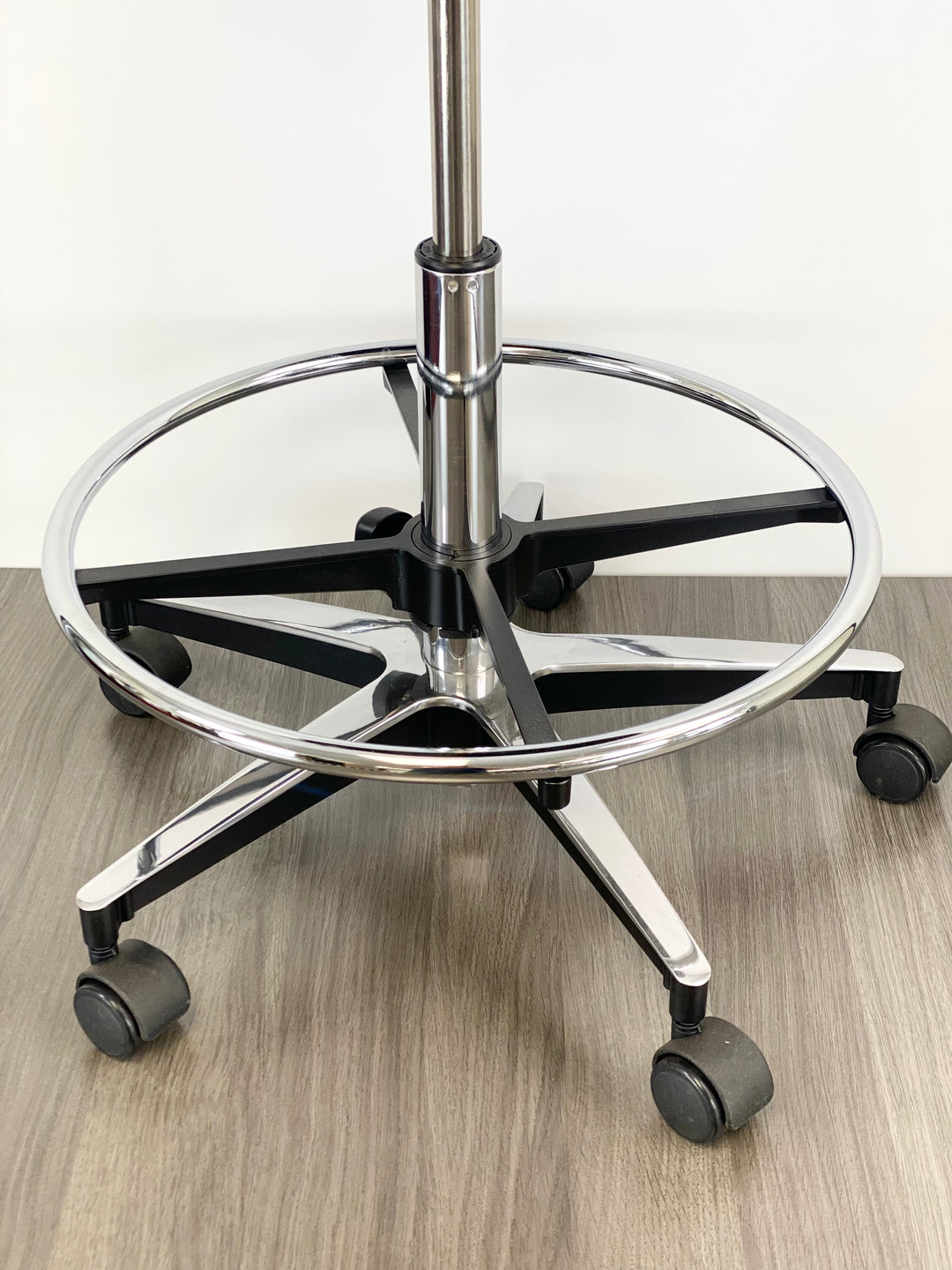 BIOFIT Ergonomic Vinyl Task Stool - Brand New - Antimicrobial Clean Room Lab Stool