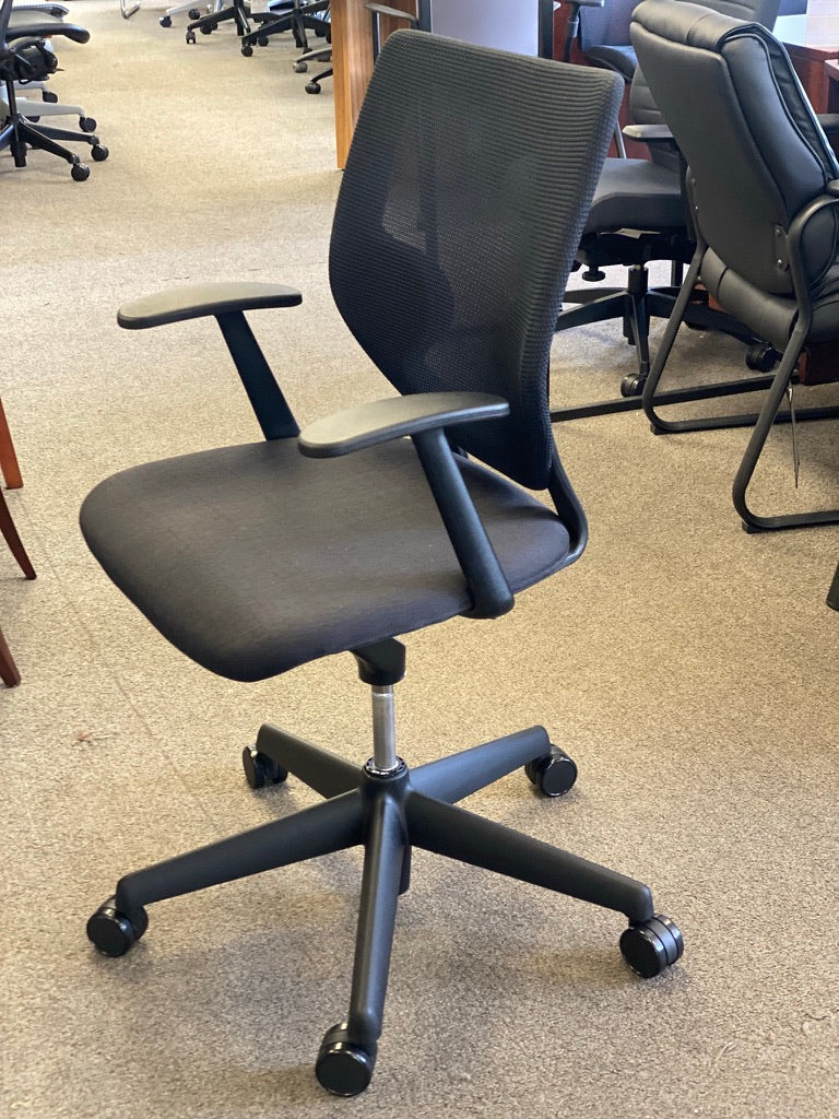 Keilhauer Simple Chair - Black on Black - Fully Featured - Pre-Owned