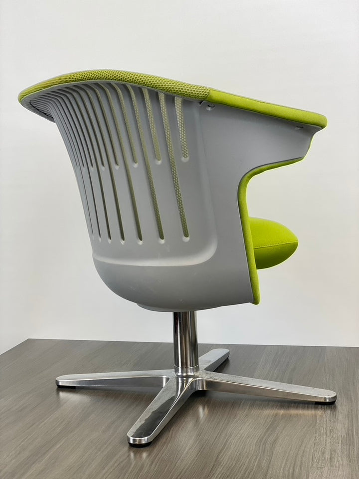 Steelcase i2i Swivel Collaborative Chair
