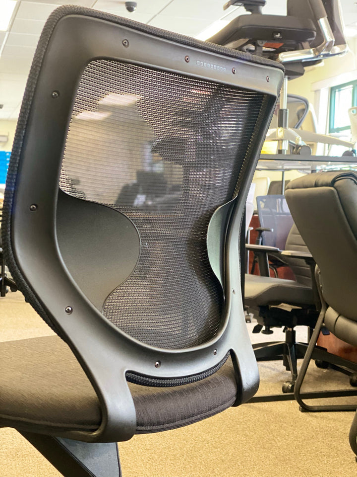 Keilhauer Simple Chair - Black on Black - Fully Featured - Pre-Owned