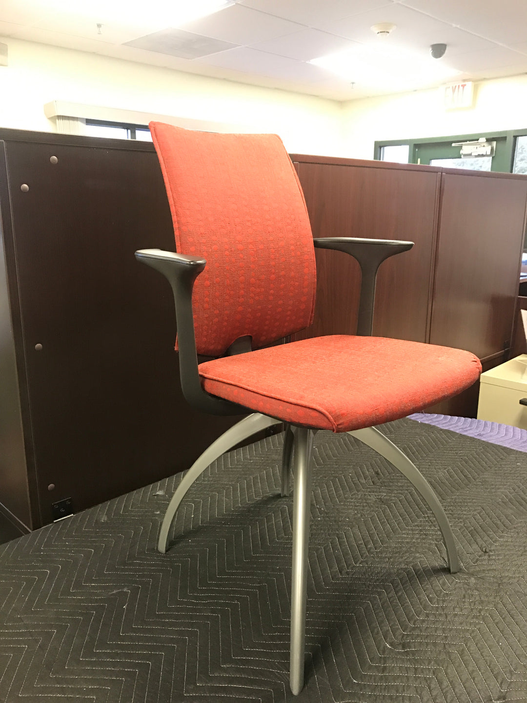 HÅG H05 Communication Guest Chairs - 4 Color Options - Joe&
