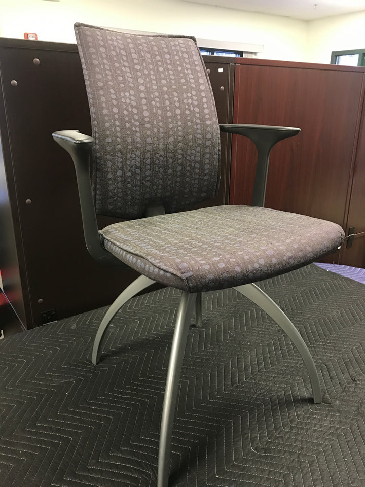 HÅG H05 Communication Guest Chairs - 4 Color Options - Joe&