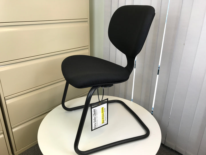 Sled Base Guest Chair - Pre-Owned - Joe&