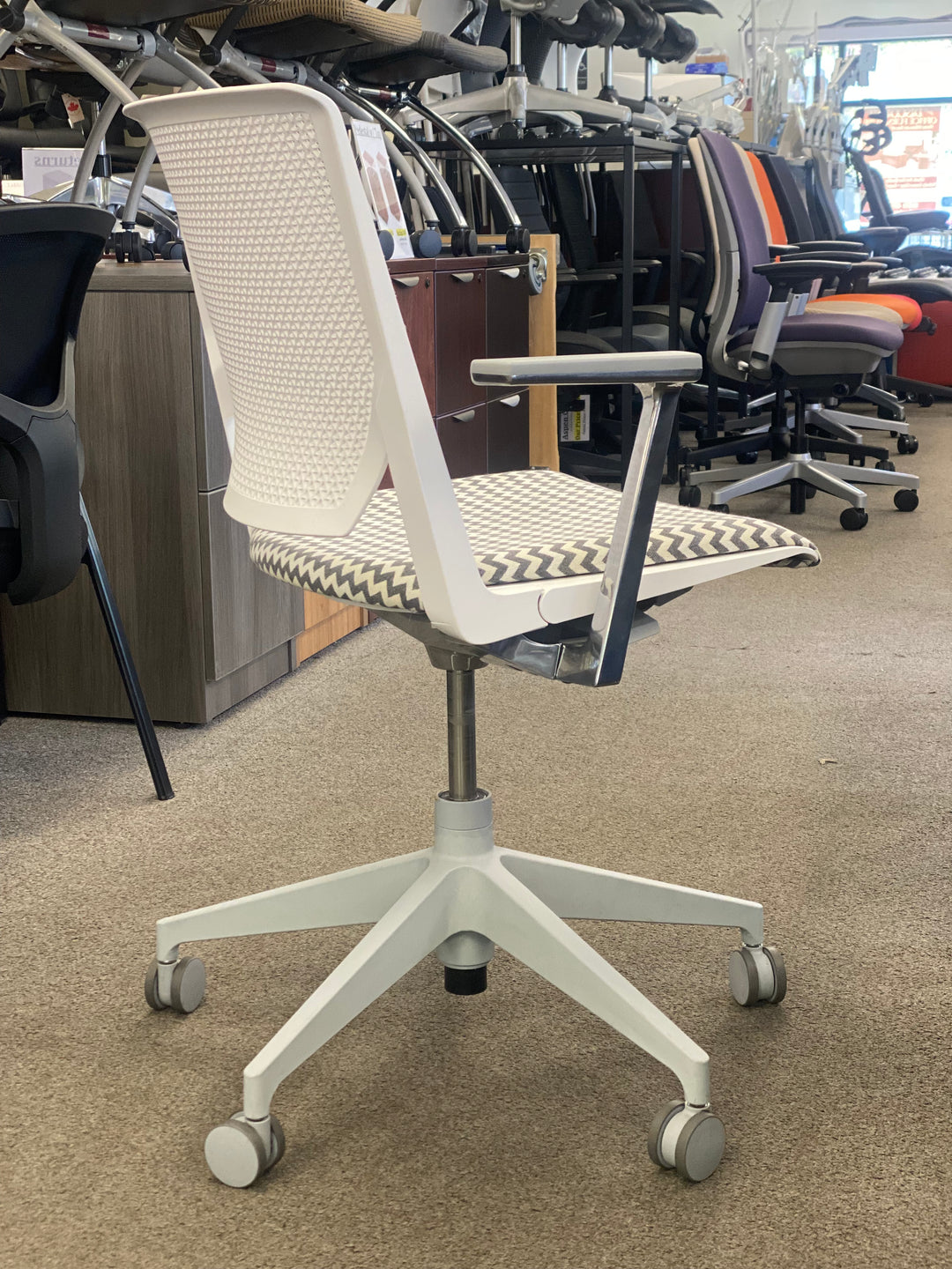 Haworth Very Chair - Brand New