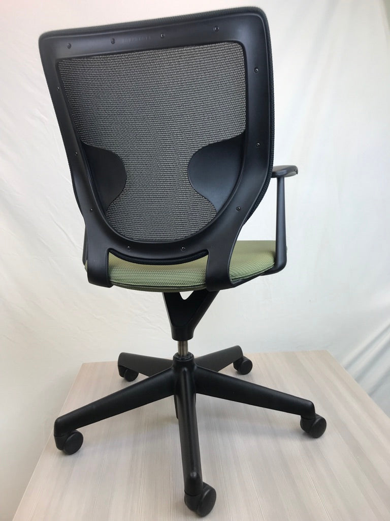Keilhauer Simple Chair - Zig Zag Solid Green - Pre-Owned - Joe&