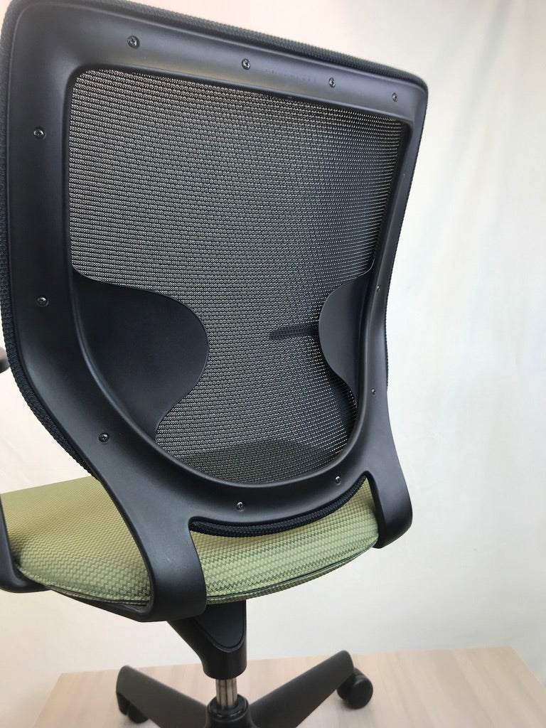 Keilhauer Simple Chair - Zig Zag Solid Green - Pre-Owned - Joe&