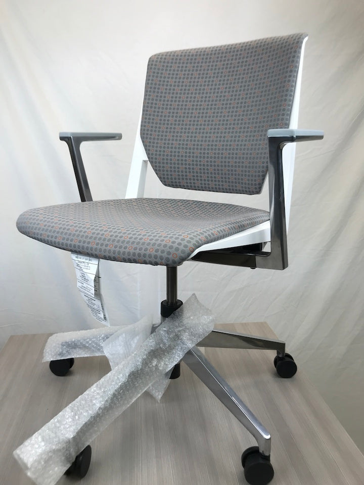 Haworth Very Chair - Brand New - Joe&