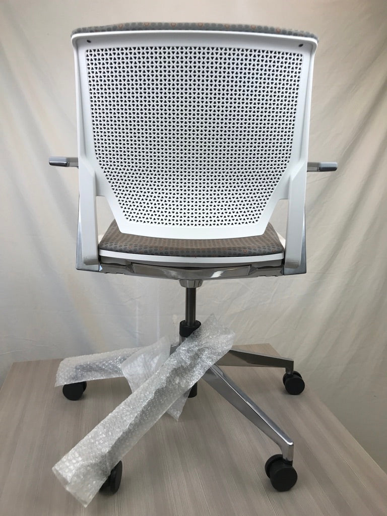 Haworth Very Chair - Brand New - Joe&