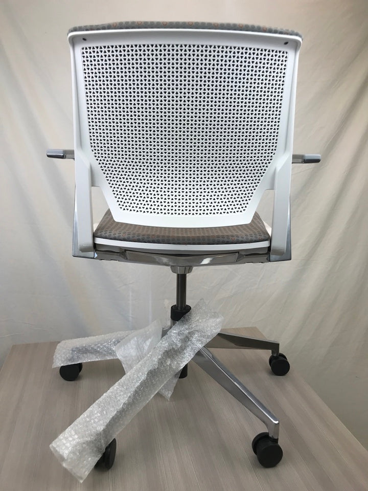 Haworth Very Chair - Brand New - Joe&